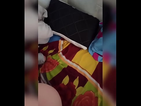 ❤️ Wandinogara naye anogara ega kumba nekuti murume wake anoenda kuzororo ini ndinotora mukana wekusvira nekuzadza mbongoro yake nemukaka. kwatiri  ❌